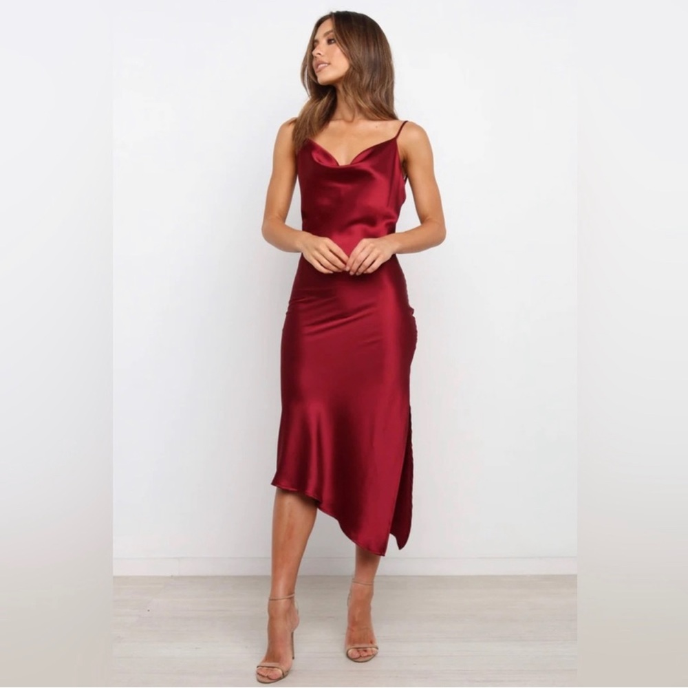 Maroon Petal and Pup Slit Dress